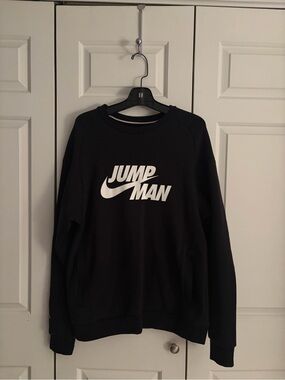 Jordan Black Crewneck Sweatshirt with White Jumpman Graphic Nike size small